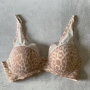 Vince Camuto leopard Bra